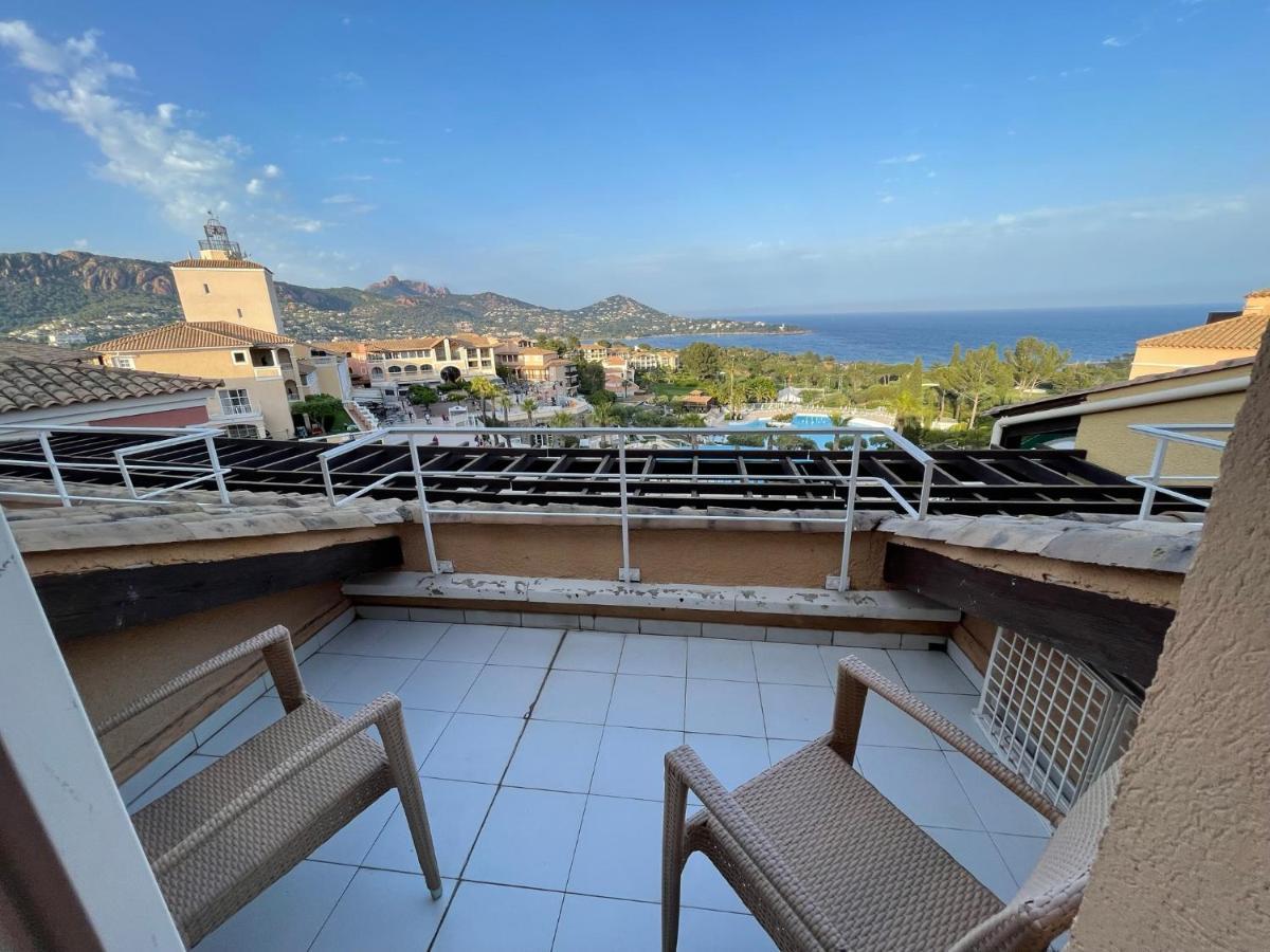 Village Cap Esterel Duplex Vue Mer Centre Saint-Raphaël エクステリア 写真